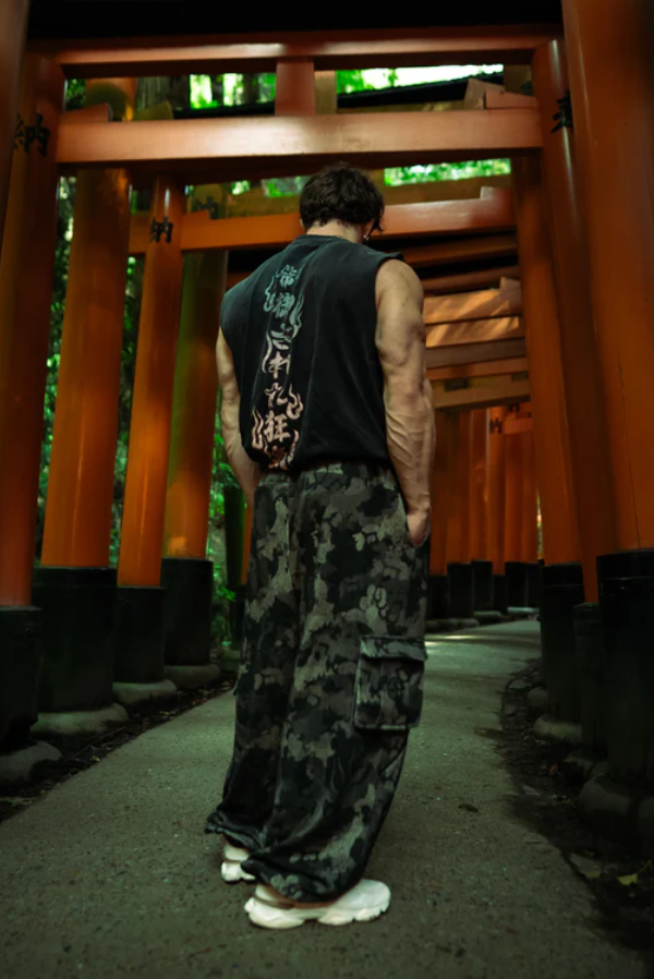 Camo Parachute Pants (4) Camo Parachute Pants (4)